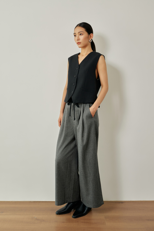 color:NOIR