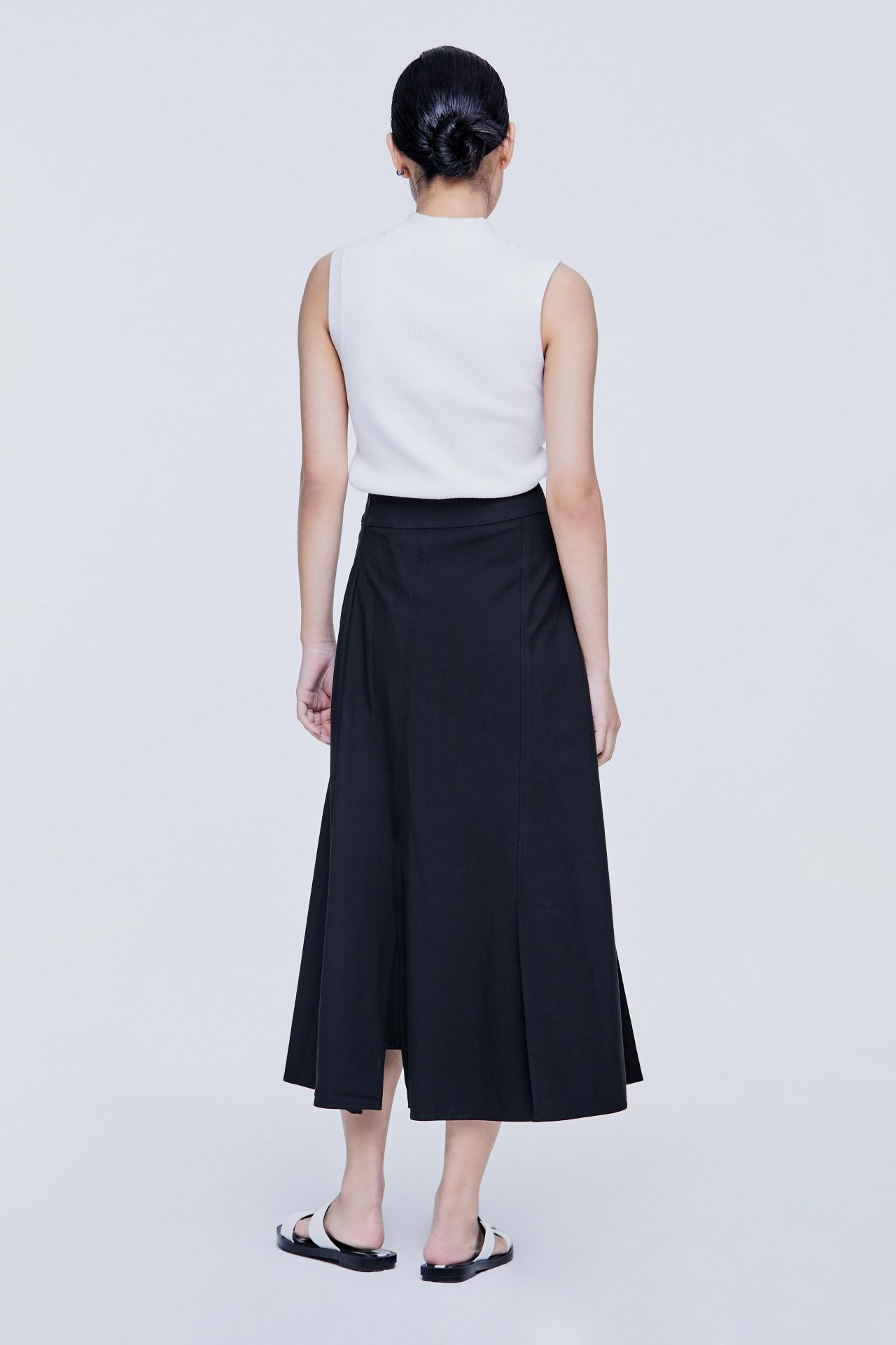 Asymmetrical Slit Skirt - SANS & SANS (MALAYSIA)